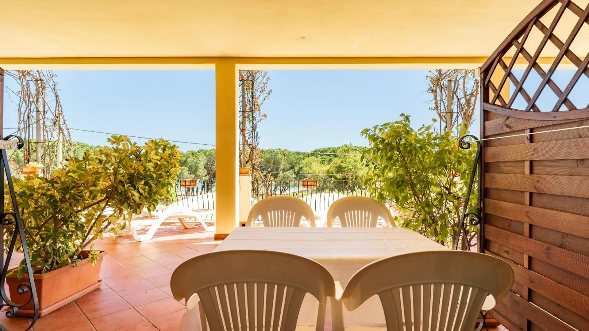 Domus De Janas Sul Mare Hotel Bari Sardo