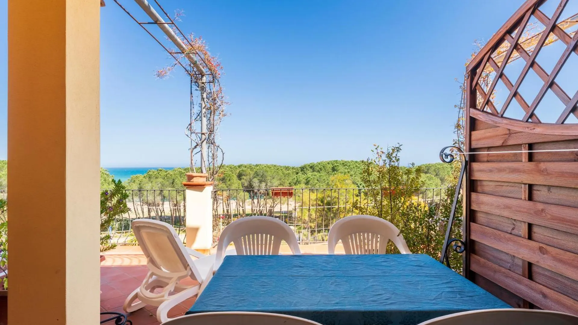 Domus De Janas Sul Mare Hotel Bari Sardo