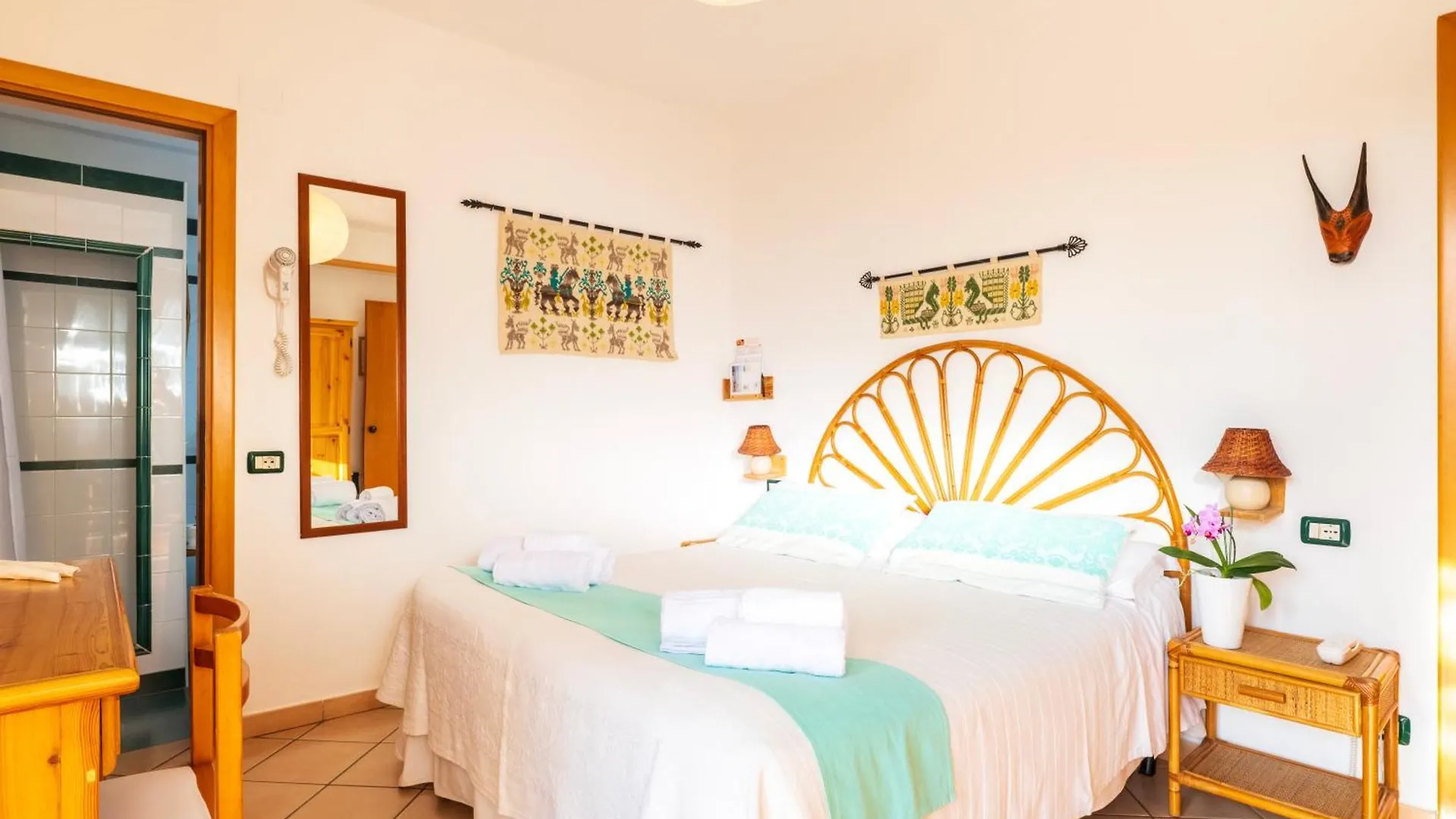 Domus De Janas Sul Mare Hotel Bari Sardo