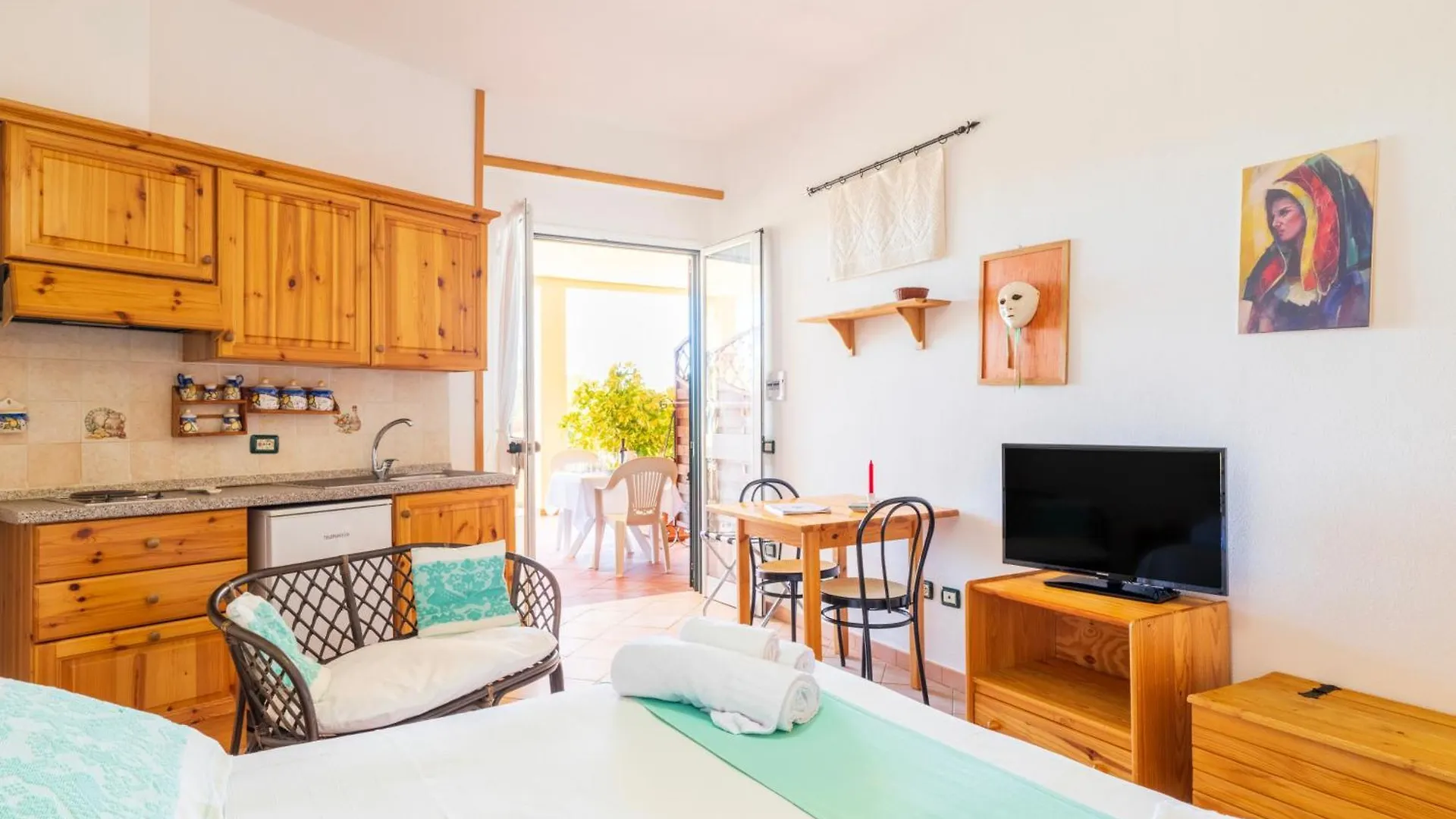 Domus De Janas Sul Mare Hotel Bari Sardo
